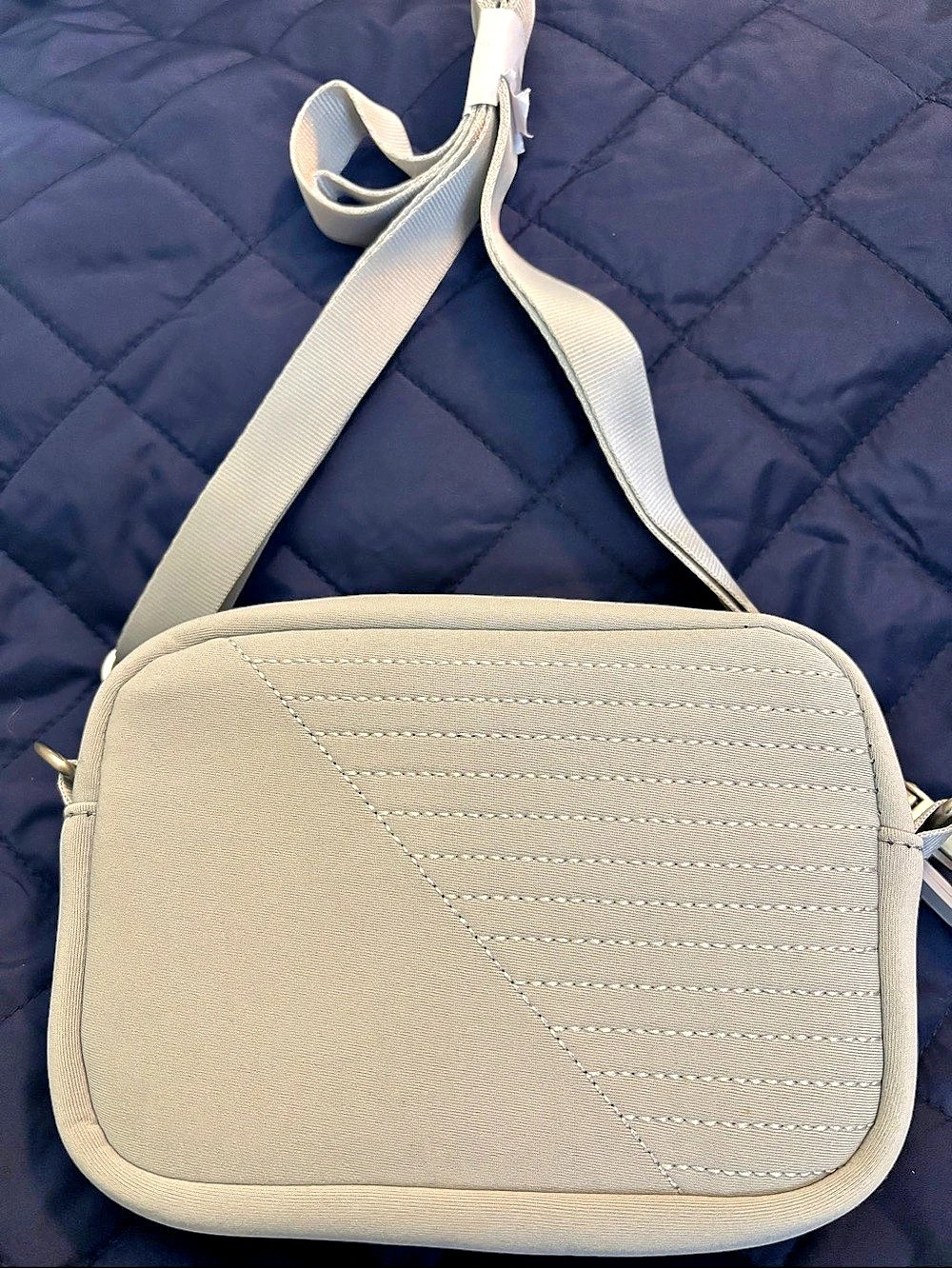 VOORAY Sidekick Crossbody Bag Gray. NEW!!!